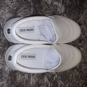 Steve Madden white shoes